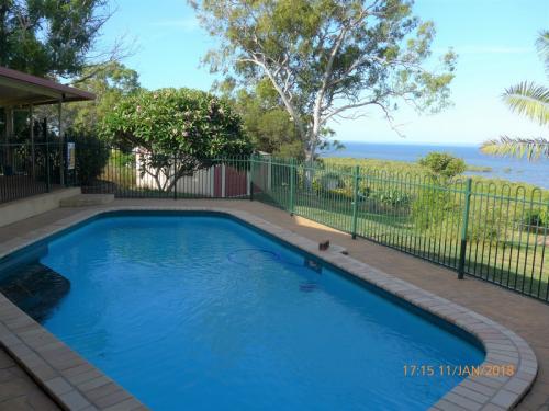 63 Ariadne Pool 1a Fraser