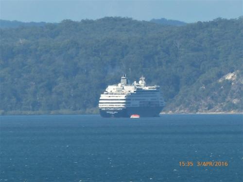 P&O at Kingfisher bay 1a